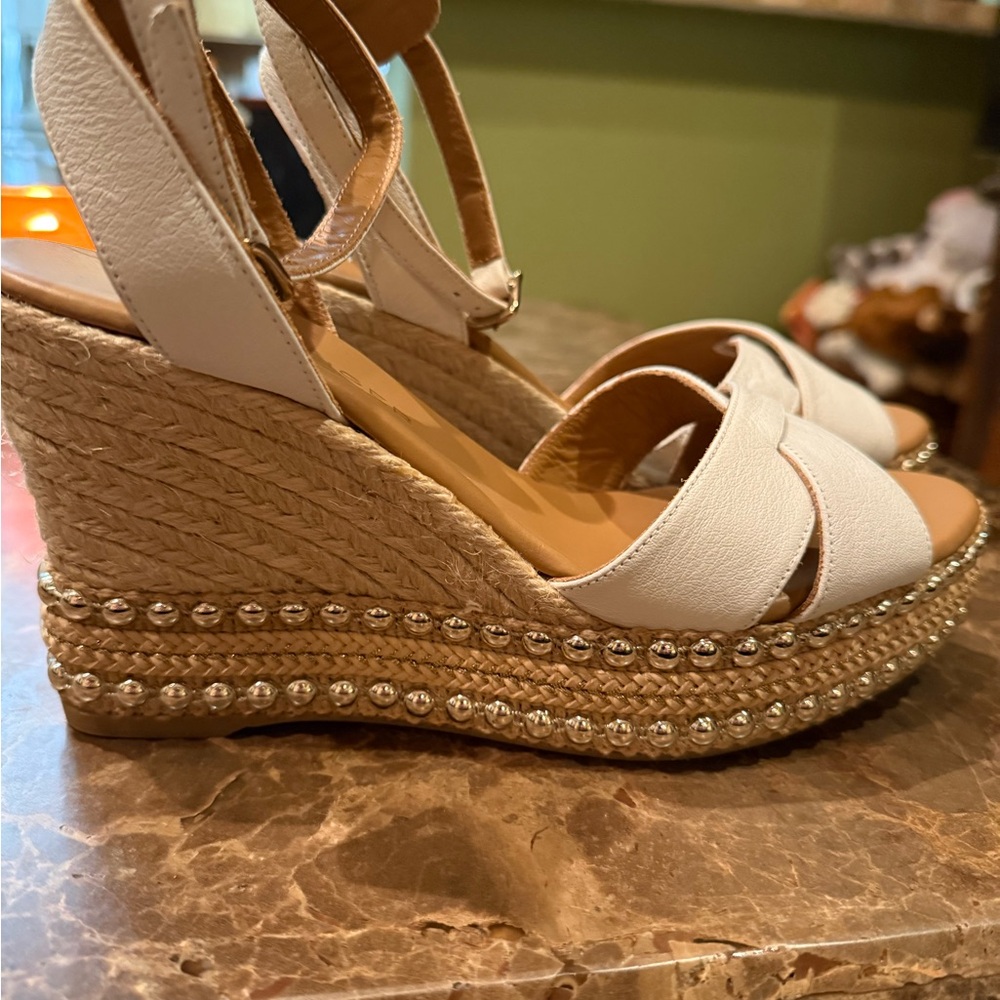Kurt Geiger White and Tan Wedge Sandals